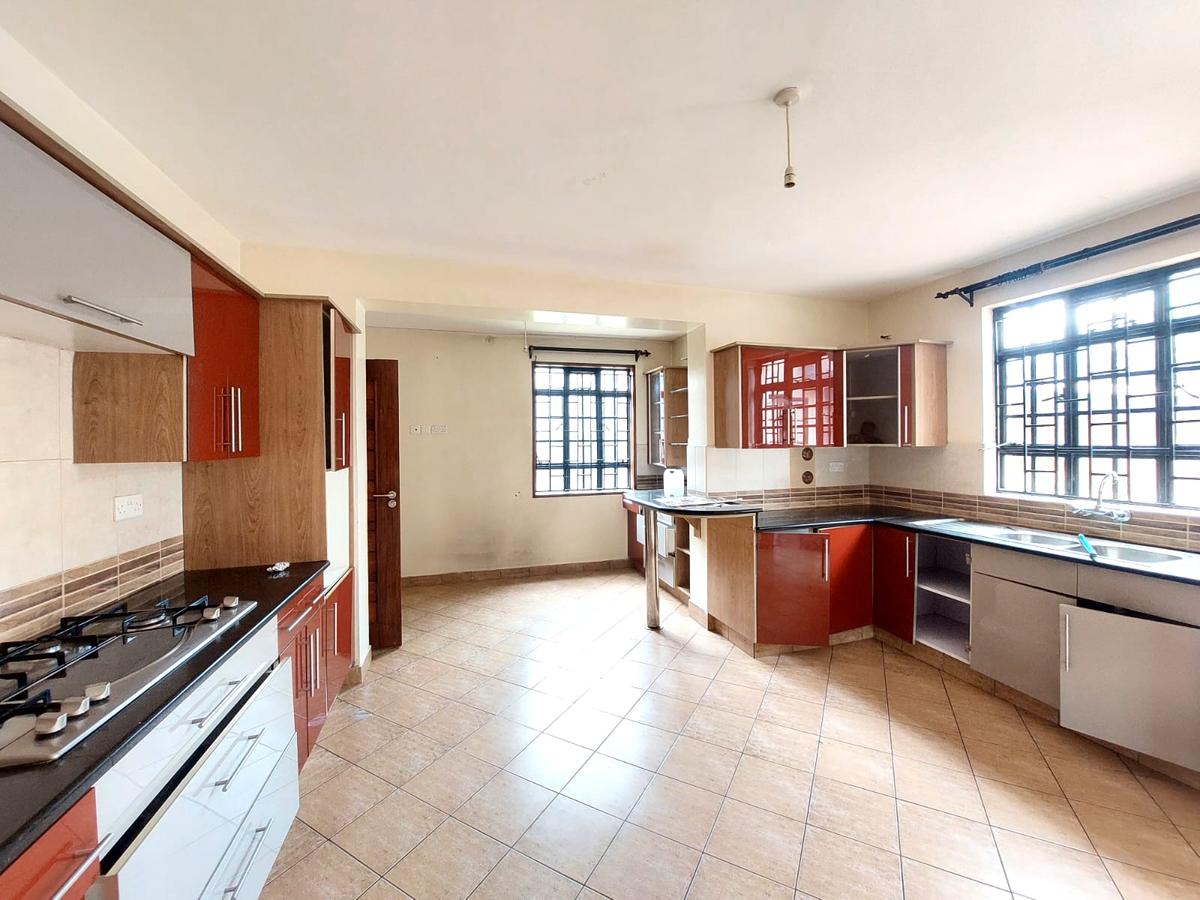 5 Bed House with En Suite in Karen - 4
