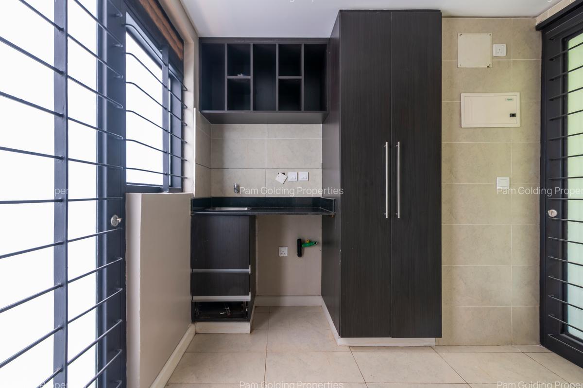 4 Bed House with En Suite at Kiambu Road - 9
