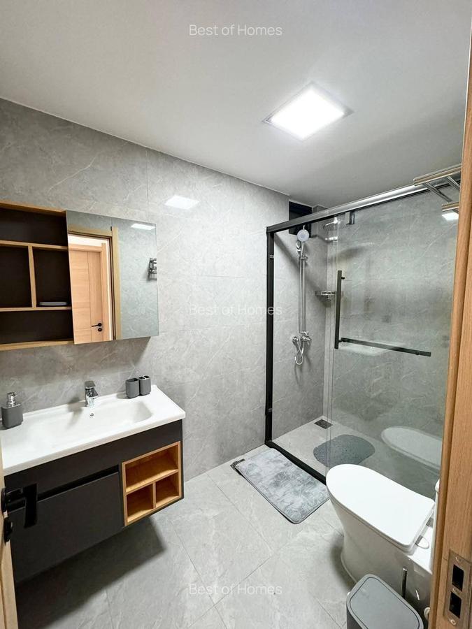 1 Bed Apartment with En Suite in Lavington - 4