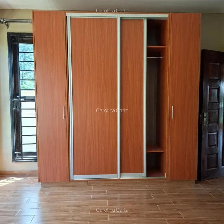 4 Bed Townhouse with En Suite at Westlands - 15