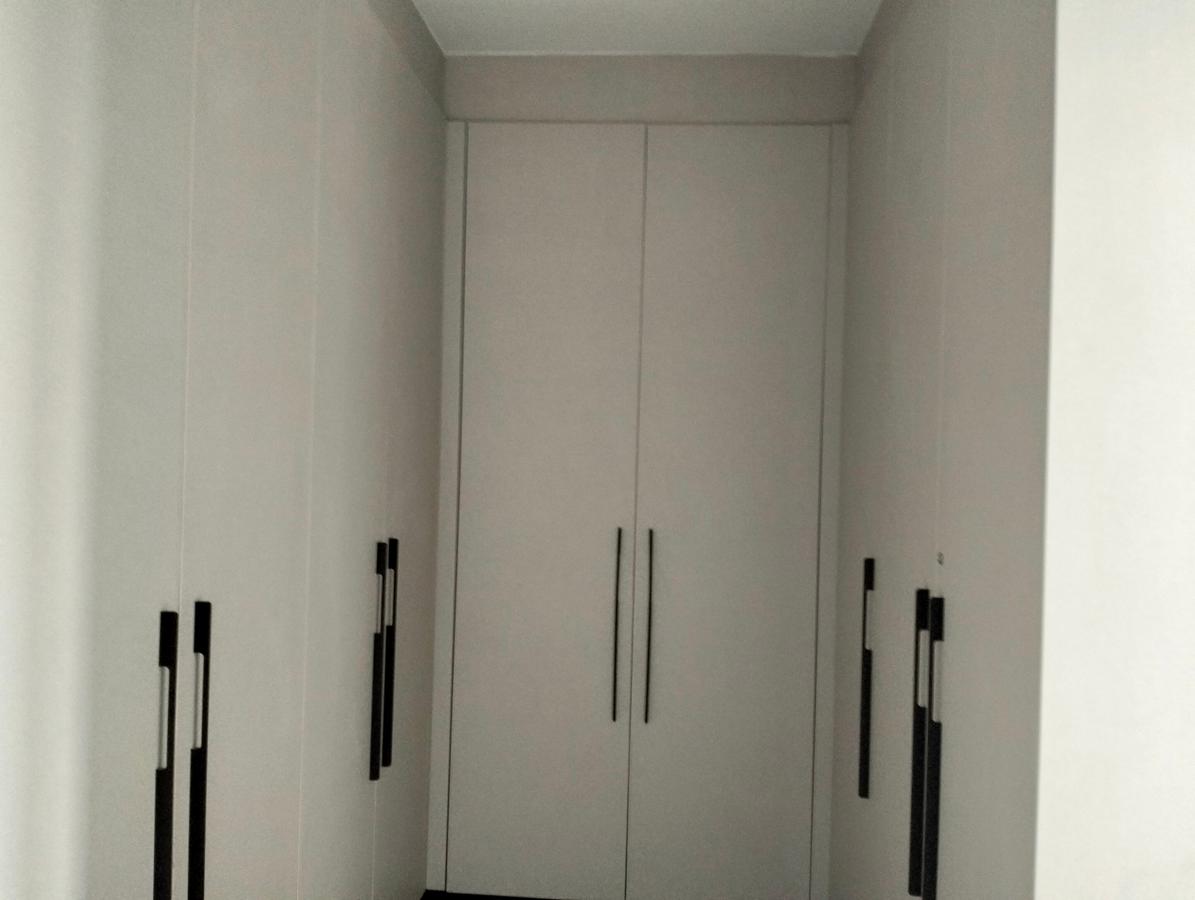 5 Bed Apartment with En Suite in Spring Valley - 4