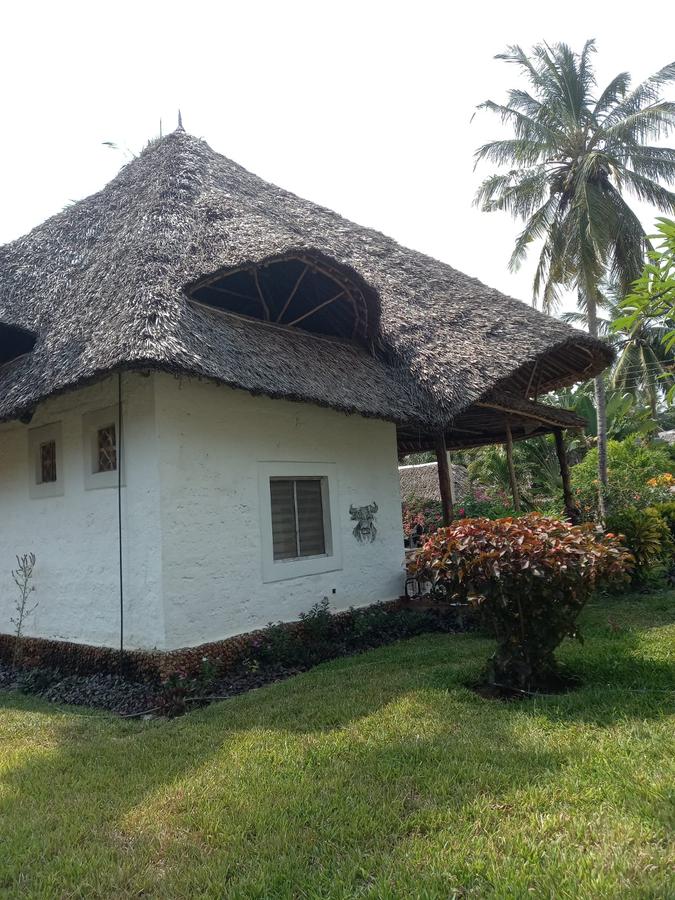 2 Bed Villa with En Suite in Diani - 3