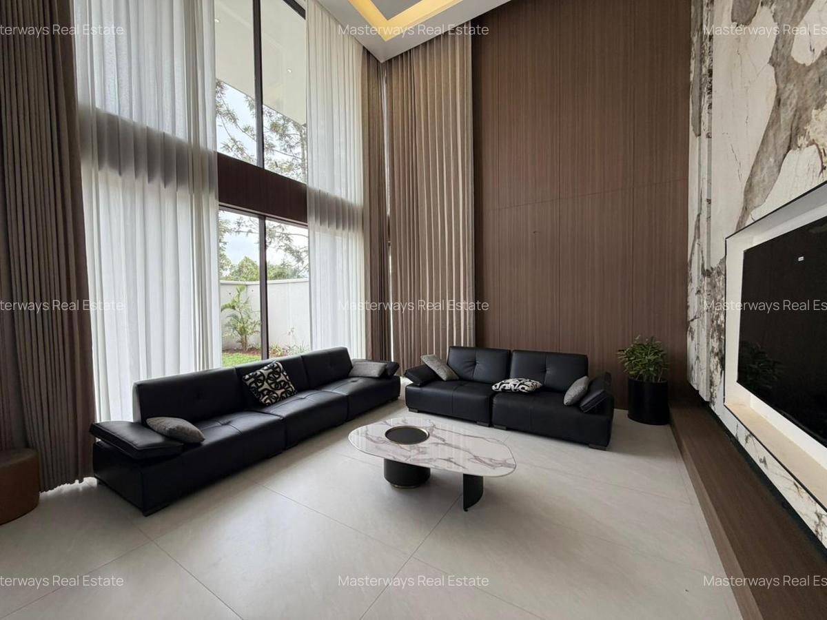 5 Bed Villa with En Suite in Lavington - 2