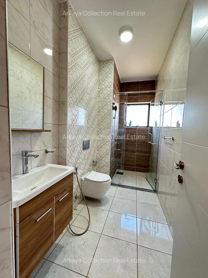 Serviced 2 Bed Apartment with En Suite in Lavington - 12