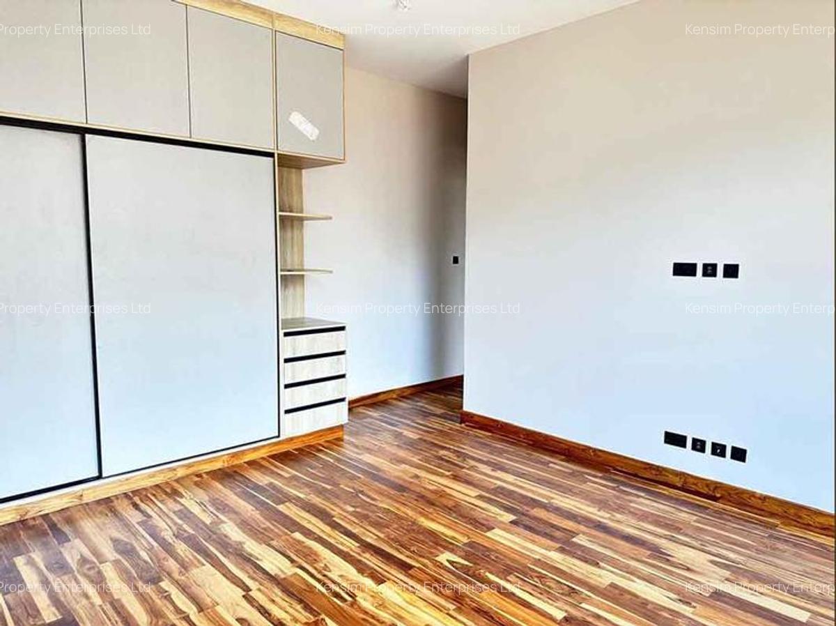 4 Bed Townhouse with En Suite in Loresho - 5
