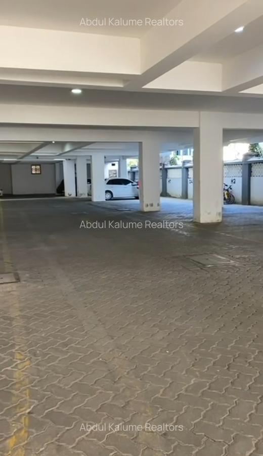 Serviced 2 Bed Apartment with En Suite at Nyali - 10