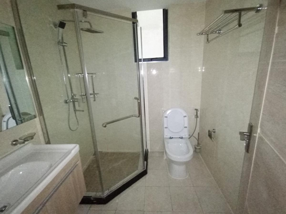 4 Bed Apartment with En Suite at Lavington Estate Nairobi - 4