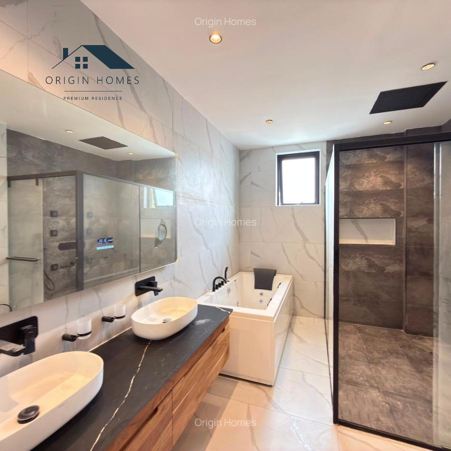 4 Bed Apartment with En Suite at Peponi Road - 8