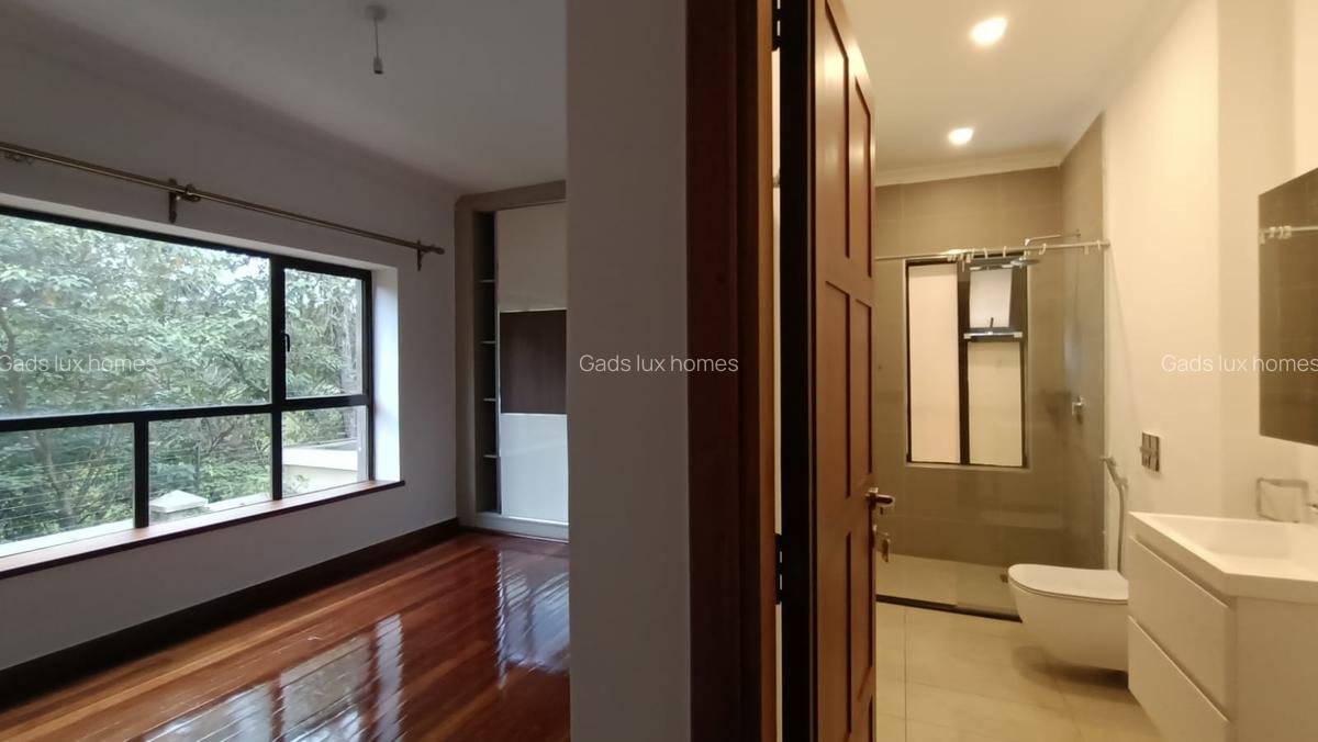 4 Bed Villa with En Suite at Kaputei - 7