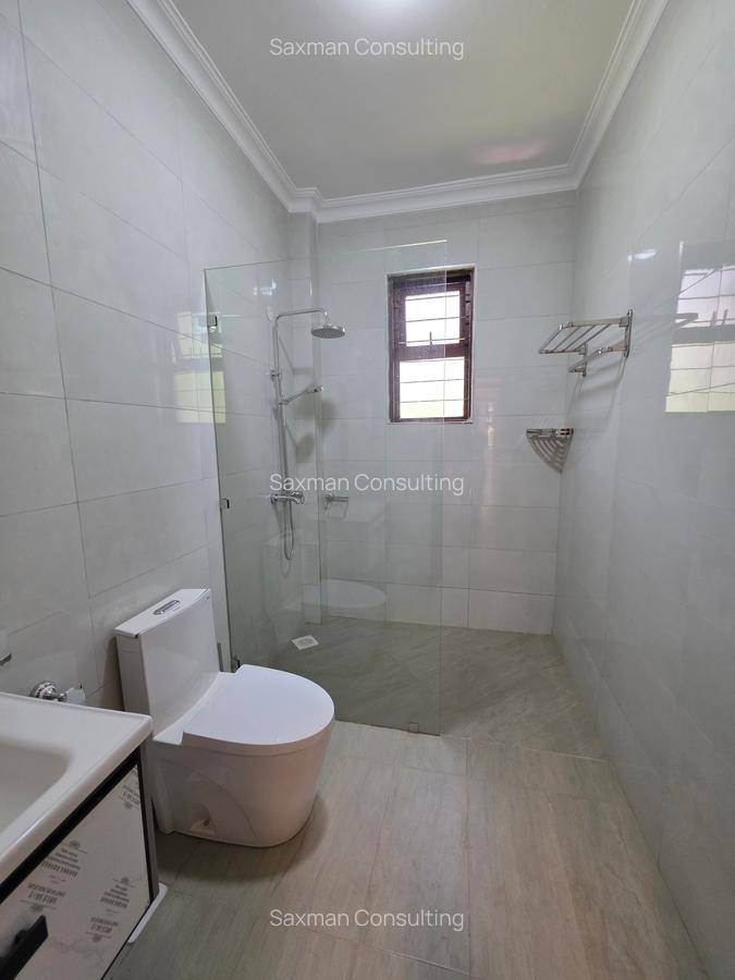 3 Bed Villa with En Suite in Thome - 10