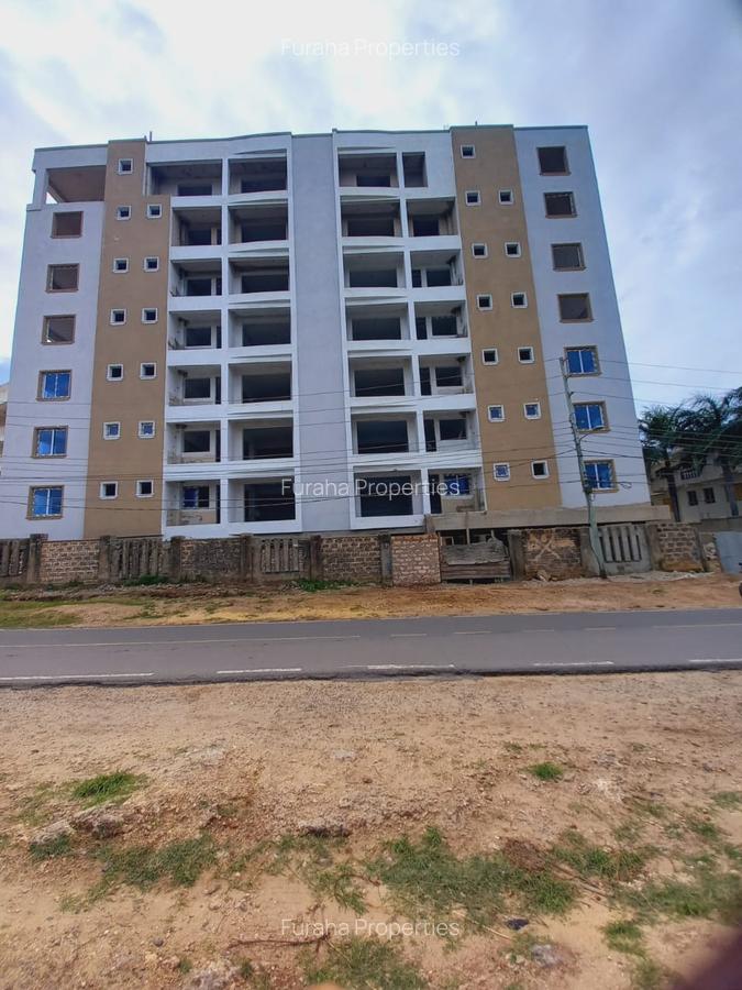 2 Bed Apartment with En Suite in Nyali Area - 9