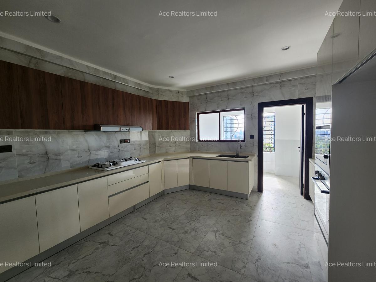 Furnished 3 Bed Apartment with En Suite at Mandera Road - 5