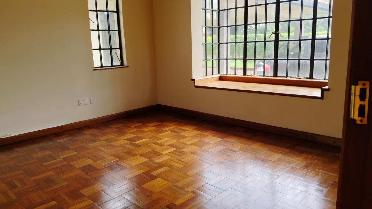 4 Bed Townhouse with En Suite in Karen - 15
