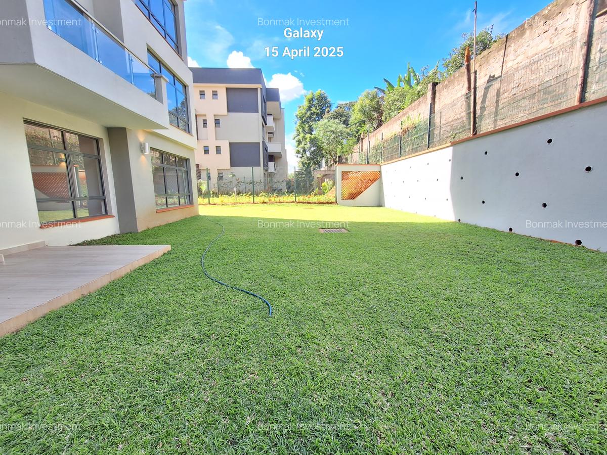 4 Bed Villa with En Suite at Rossylin Estate. - 16