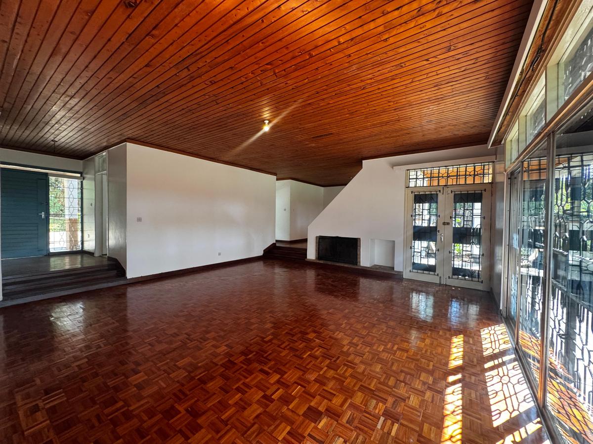 4 Bed House with En Suite in Loresho - 8