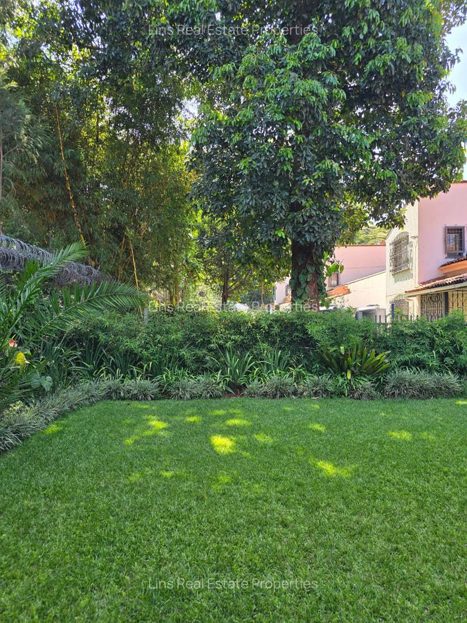 4 Bed Townhouse with En Suite in Muthaiga - 18