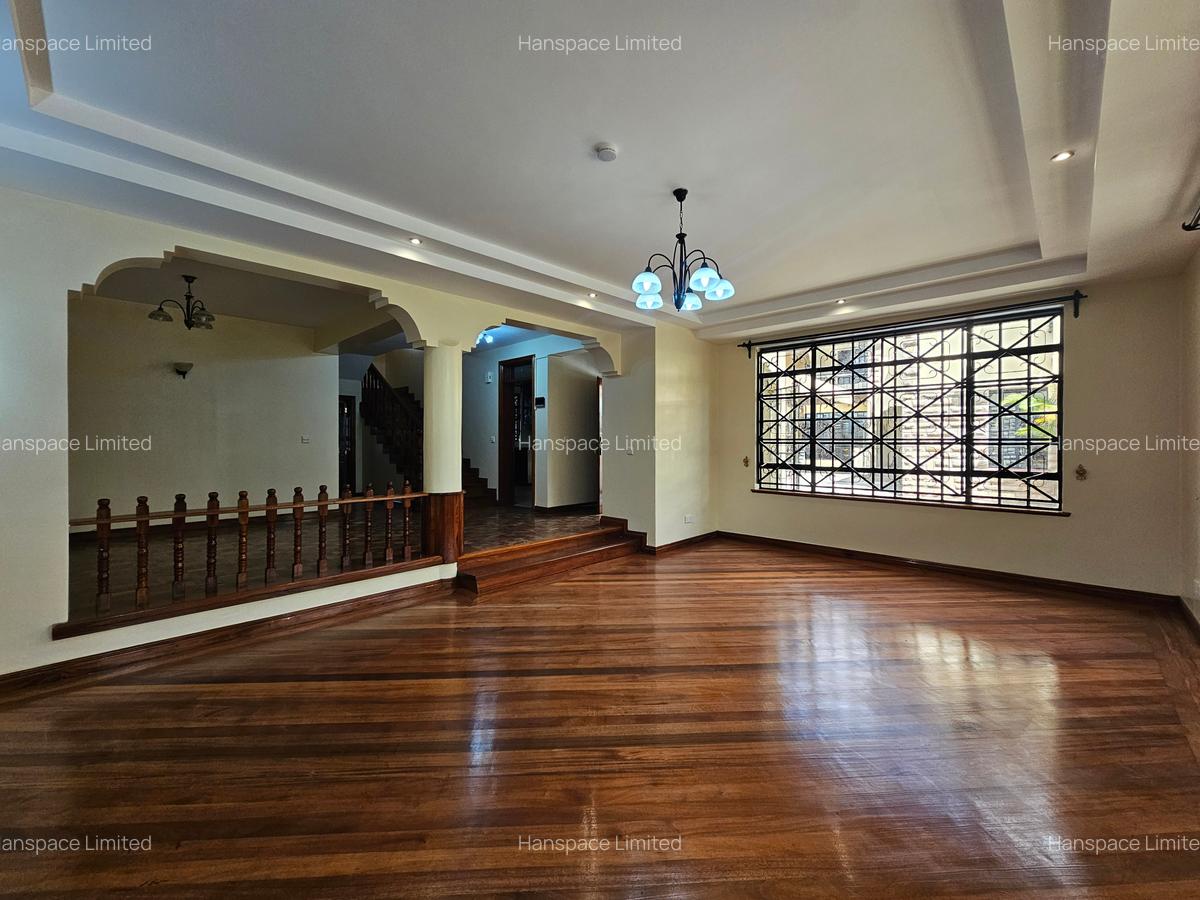 5 Bed Townhouse with En Suite in Kileleshwa - 4