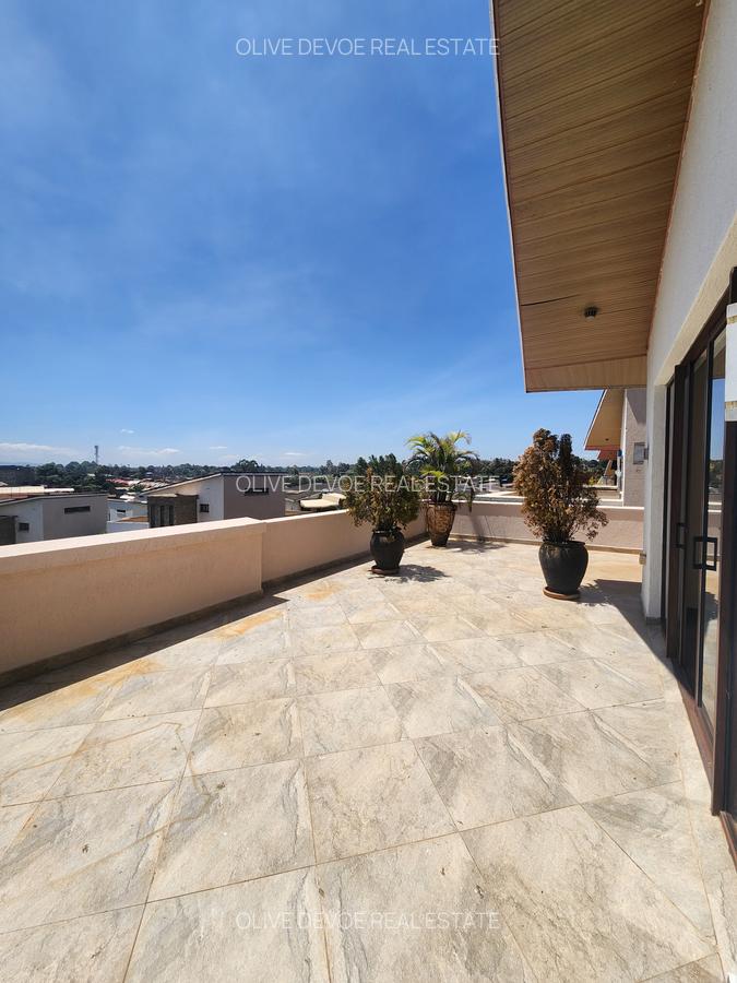 4 Bed Townhouse with En Suite in Runda - 16