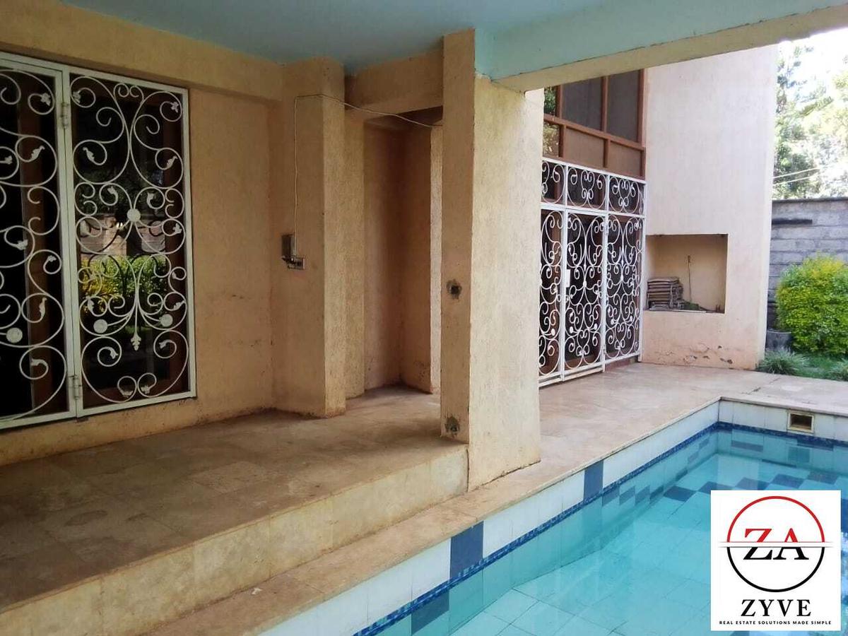 5 Bed Townhouse with En Suite in Lavington - 1