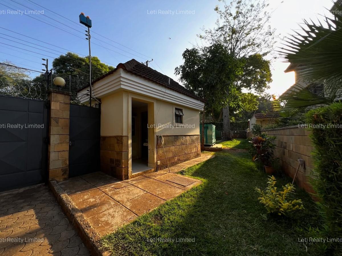 4 Bed Villa with En Suite in Lavington - 4