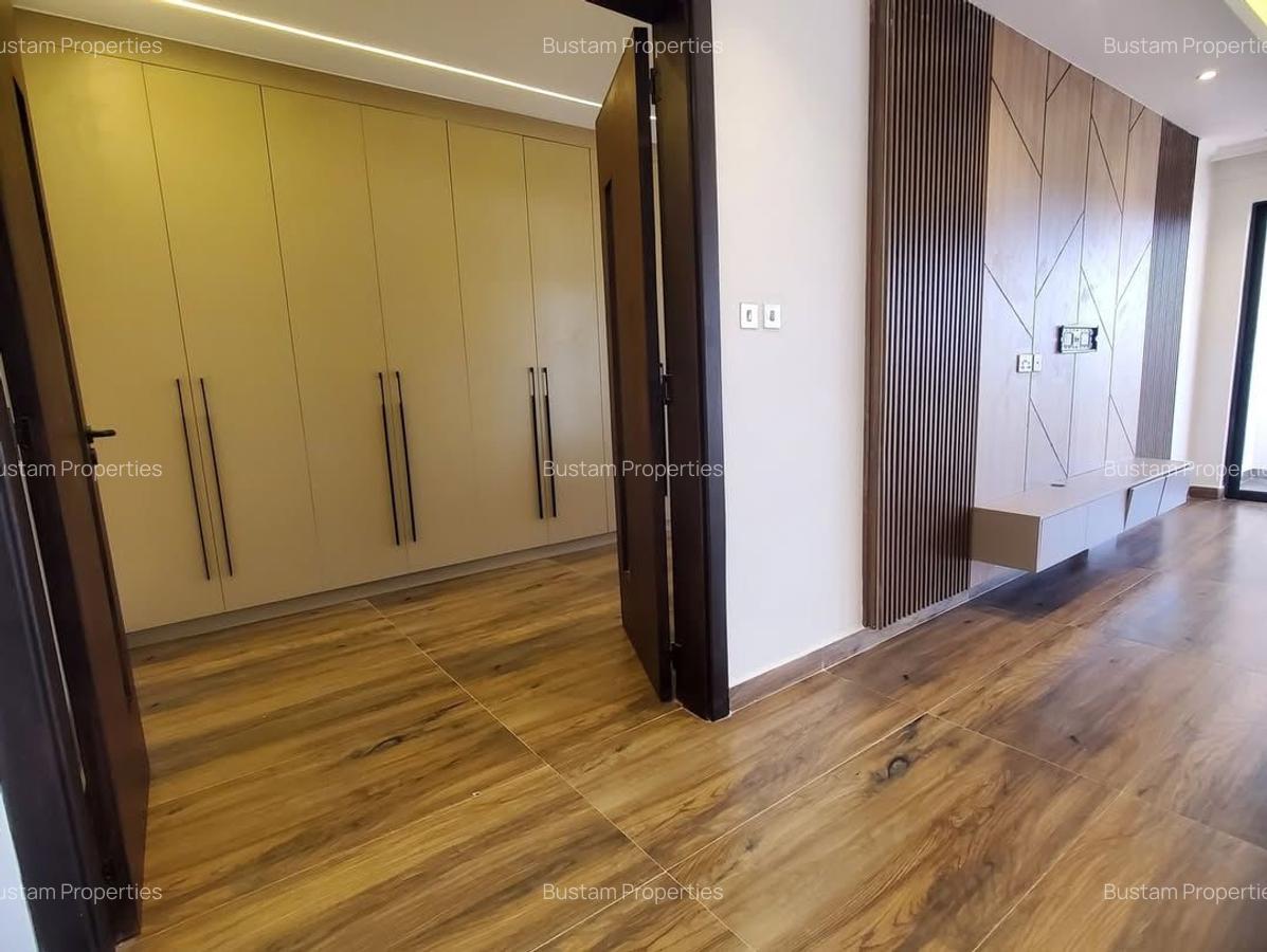 Serviced 2 Bed Apartment with En Suite in Brookside - 9