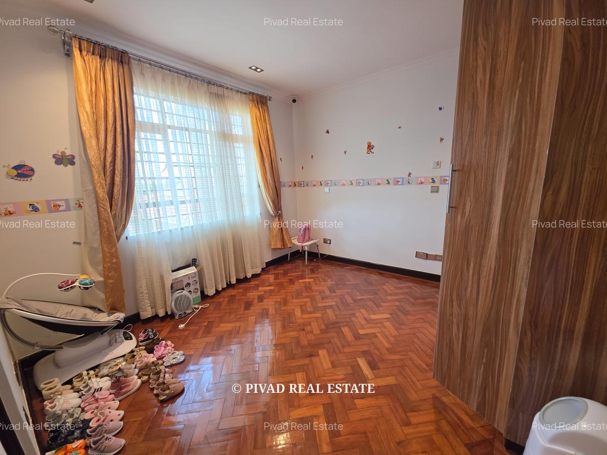 5 Bed House with Swimming Pool in Kitisuru - 10