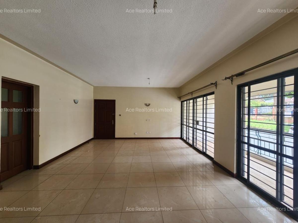 2 Bed Apartment with En Suite at Westlands Road - 4