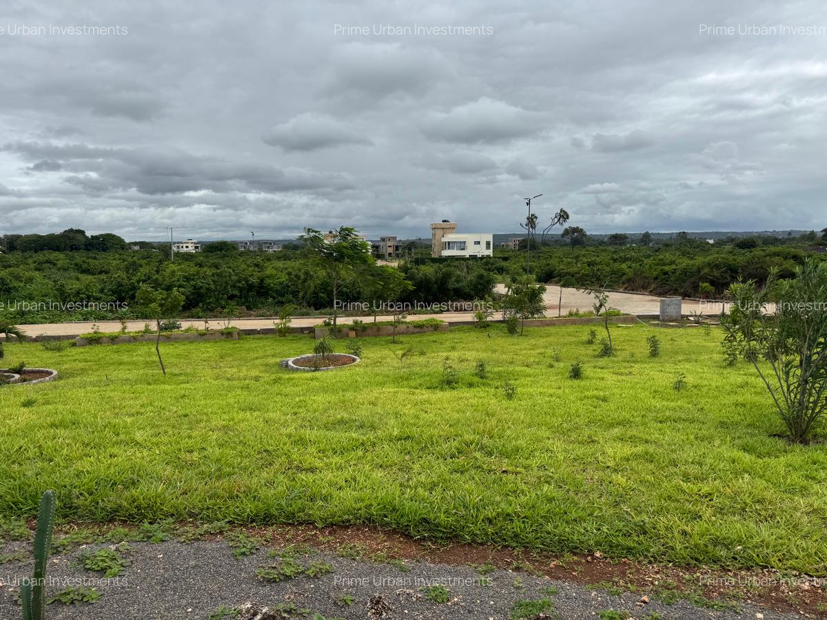 5,445 ft² Land in Vipingo - 2