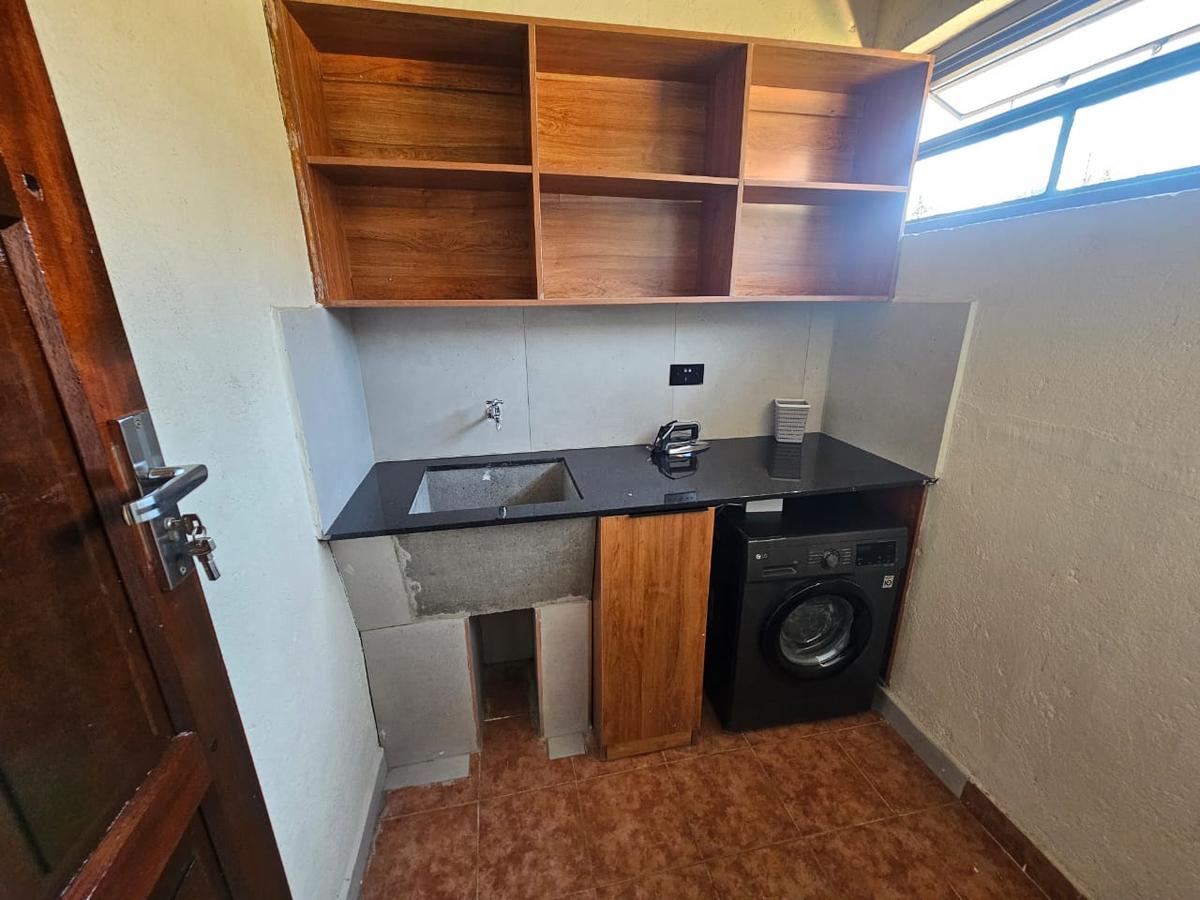 1 Bed House with En Suite in Runda - 6