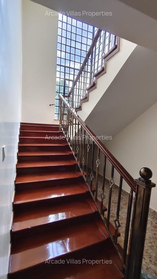 4 Bed Apartment with Staff Quarters in Kitisuru - 4