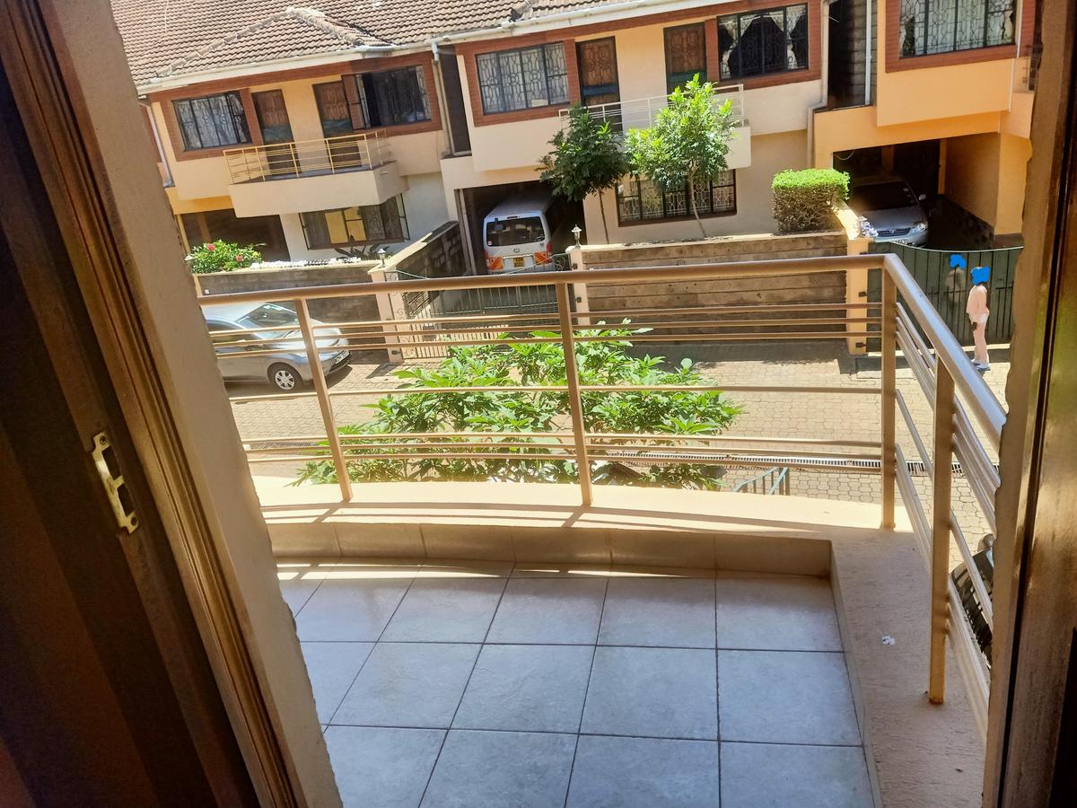 5 Bed Townhouse with En Suite at Masanduku Lane - 10