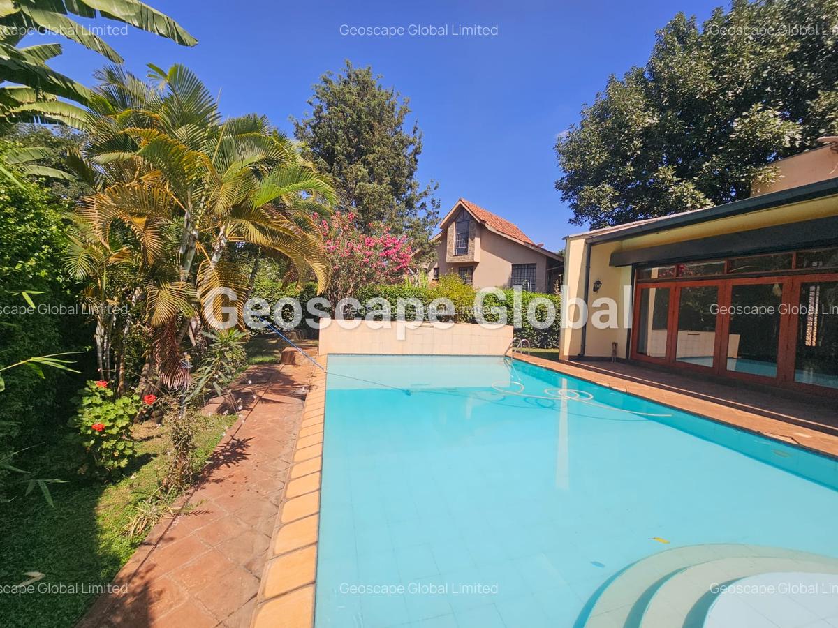 4 Bed House with En Suite in Runda - 13