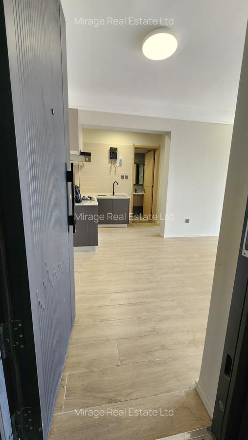 1 Bed Apartment with Gym in Lavington - 3