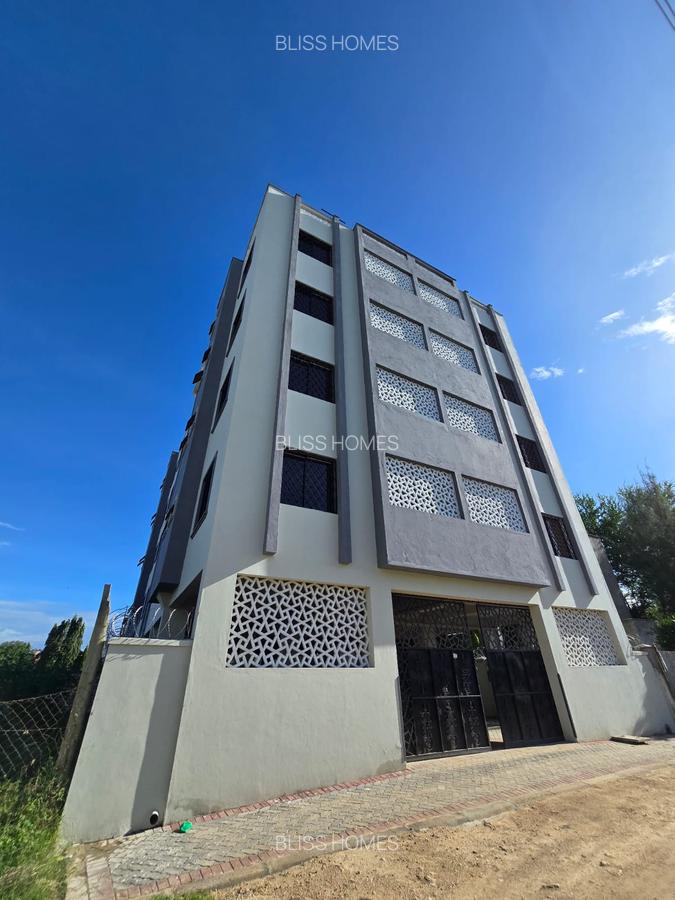 2 Bed Apartment with En Suite at Mtambo Road - 13