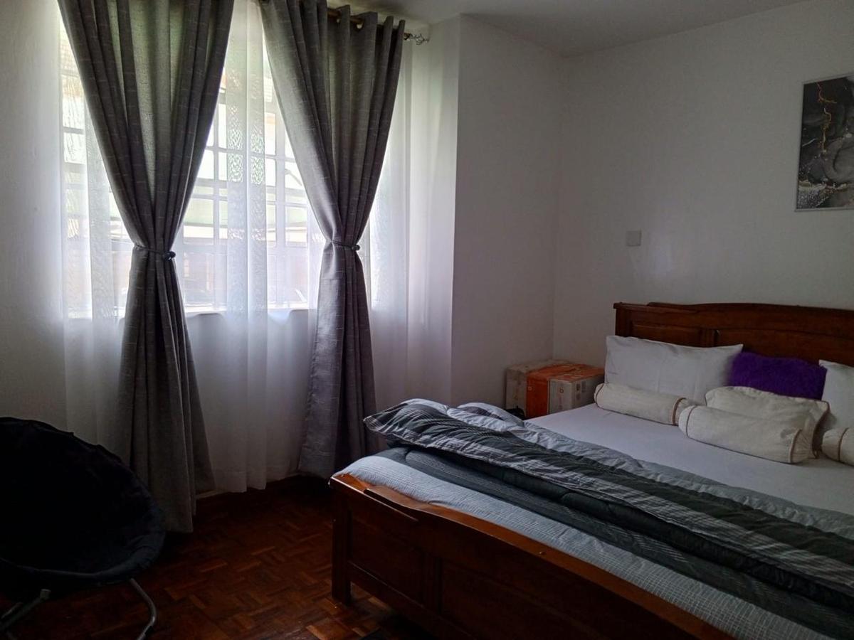 5 Bed Villa with En Suite in Lavington - 9