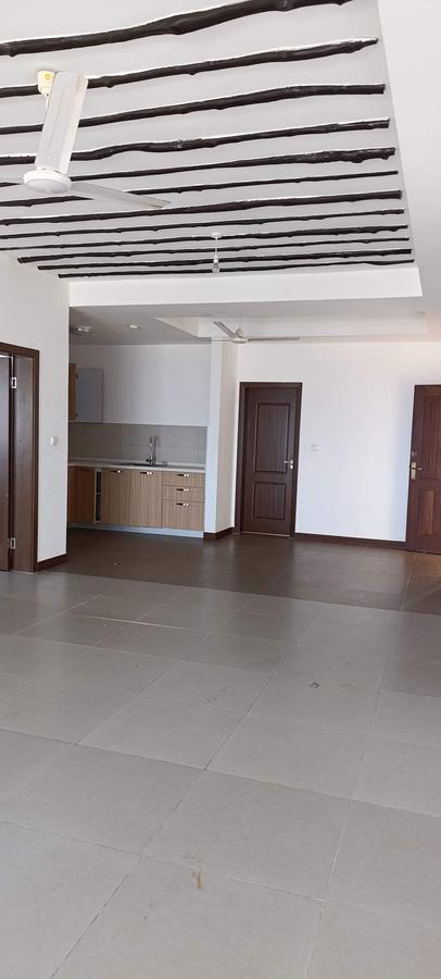 3 Bed Apartment with En Suite at Sultan - 5