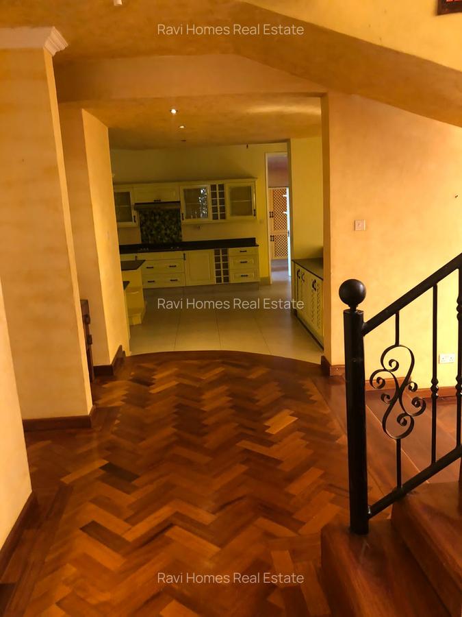 4 Bed Townhouse with En Suite in Karen - 5