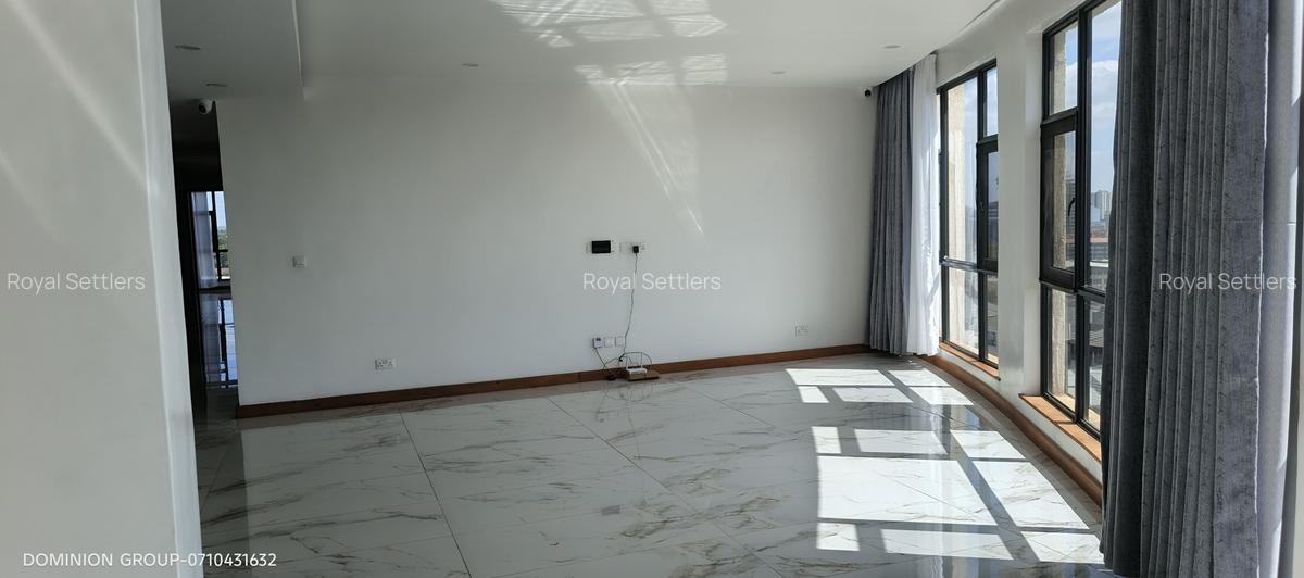 4 Bed Apartment with En Suite at Lantana Road - 8