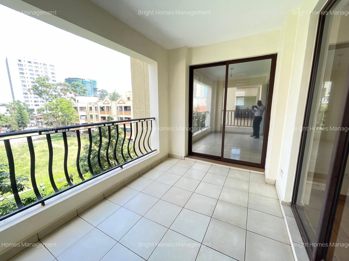 4 Bed Apartment with En Suite in Kilimani - 8