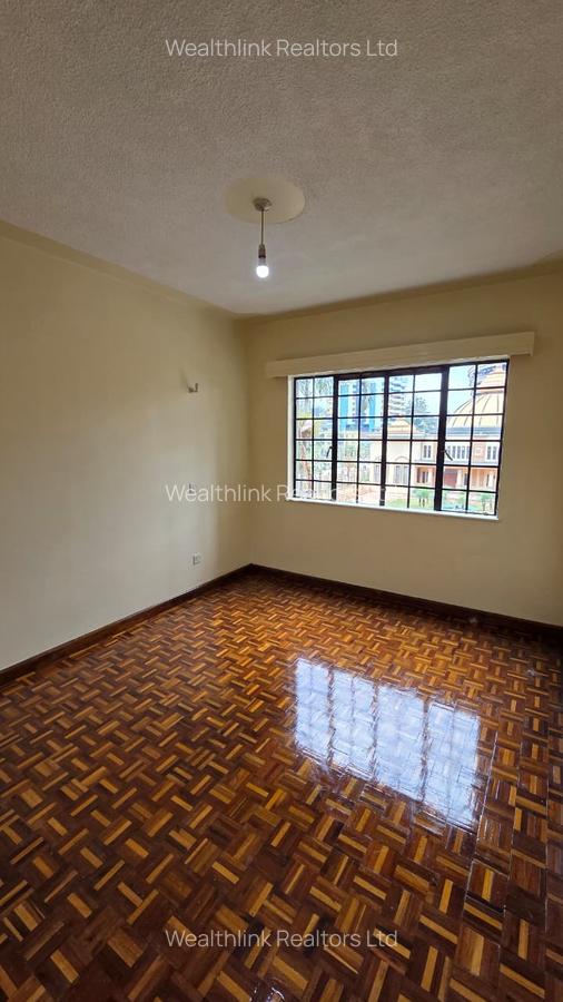 2 Bed Apartment with En Suite in Westlands Area - 3