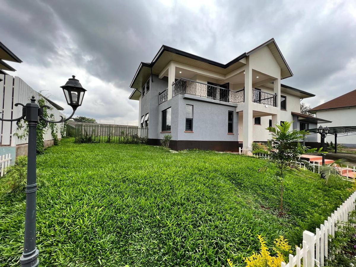 4 Bed Villa with En Suite in Runda - 13