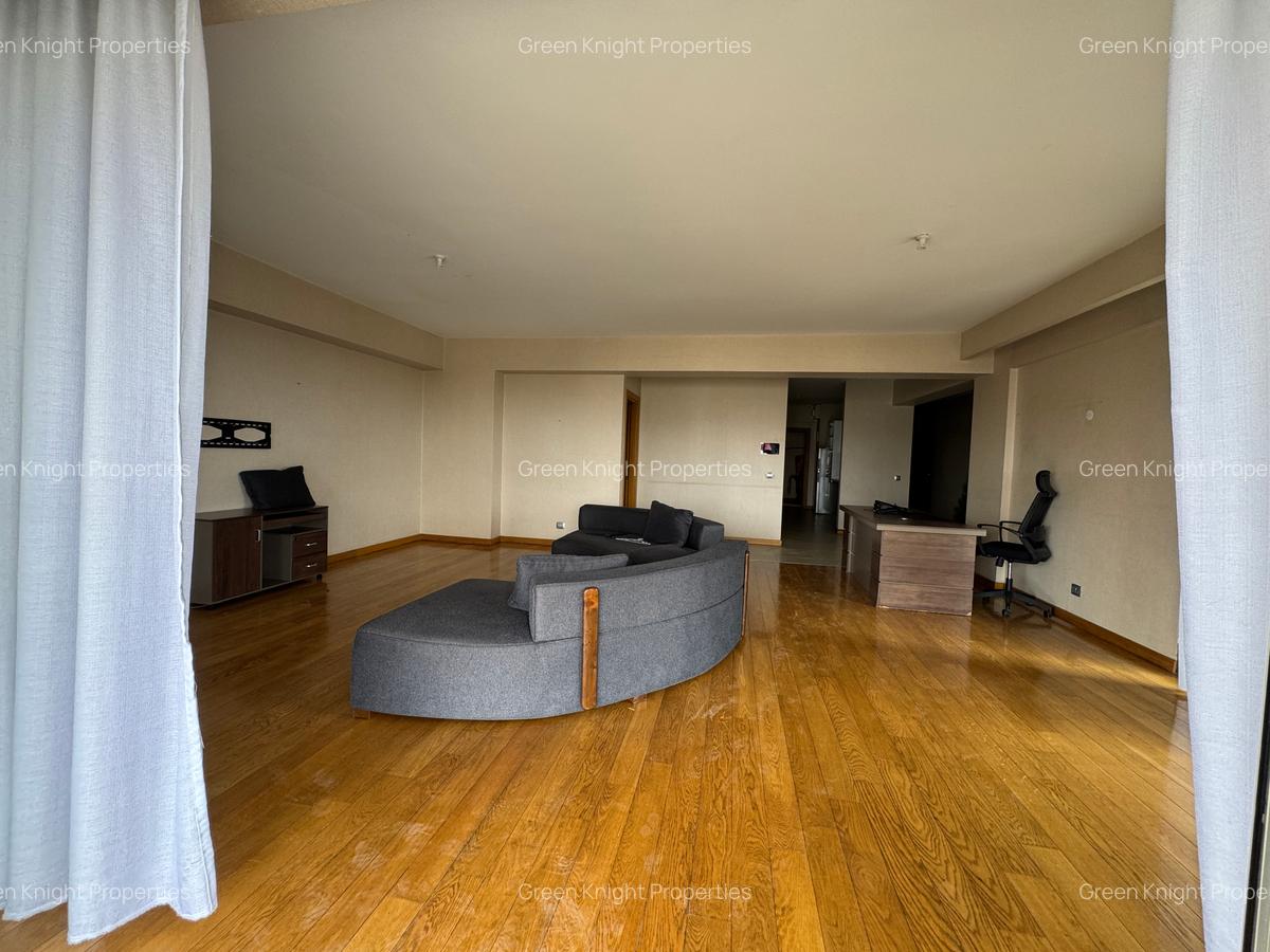 Serviced 3 Bed Apartment with En Suite in Kileleshwa - 2