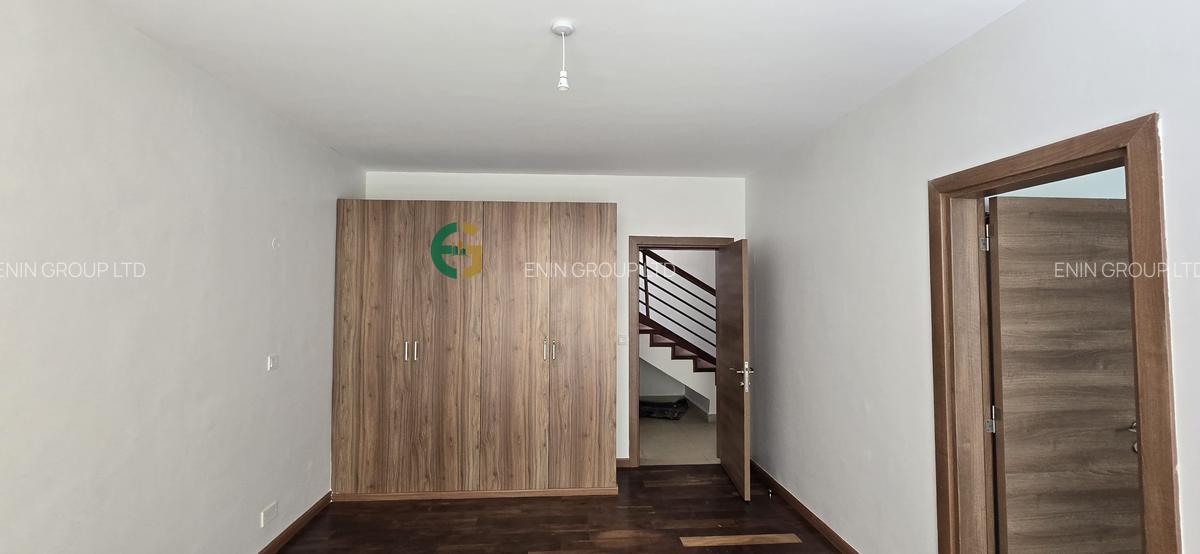 5 Bed Townhouse with En Suite at Njumbi Road - 14