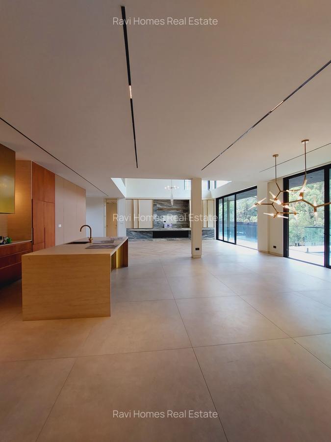 5 Bed Apartment with En Suite in Westlands Area - 5