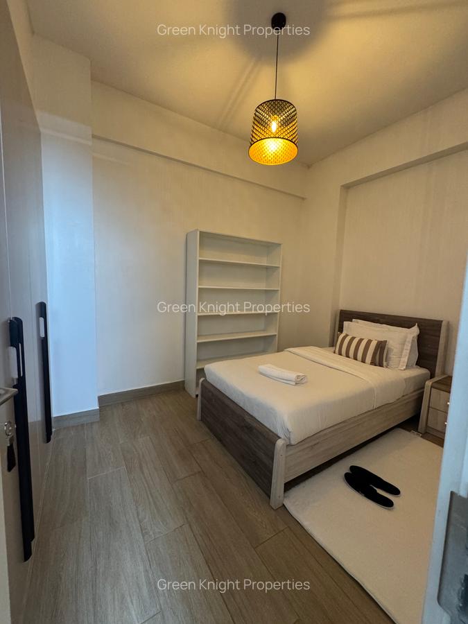 Serviced 3 Bed Apartment with En Suite in Riverside - 13