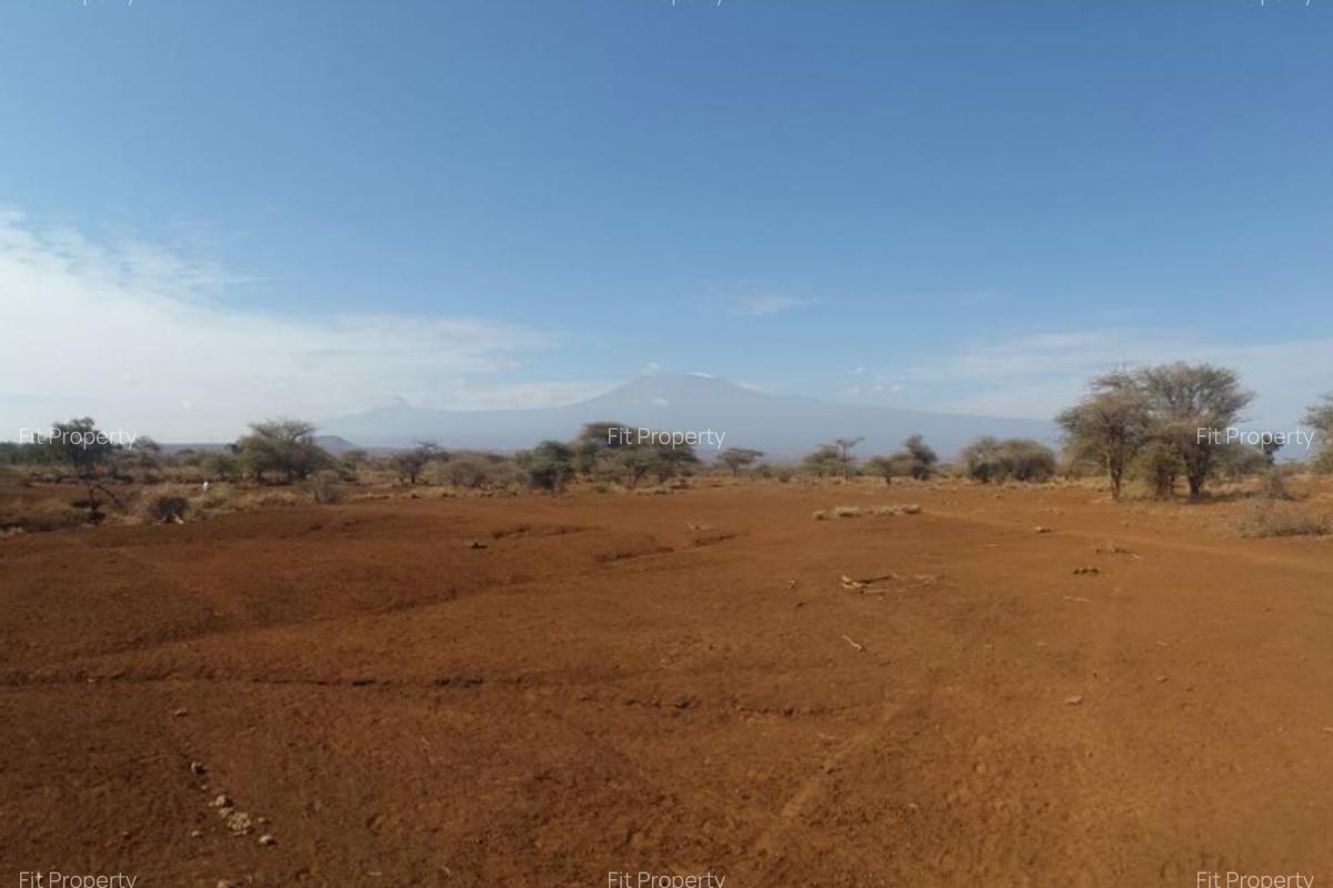 2,500,000 ac Land in Kajiado County - 7