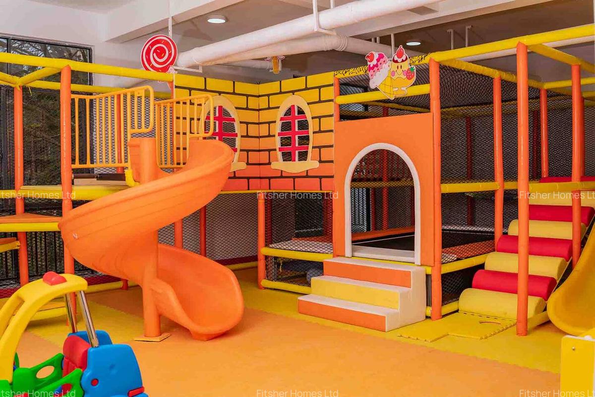 2 Bed Apartment with En Suite in Riverside - 13