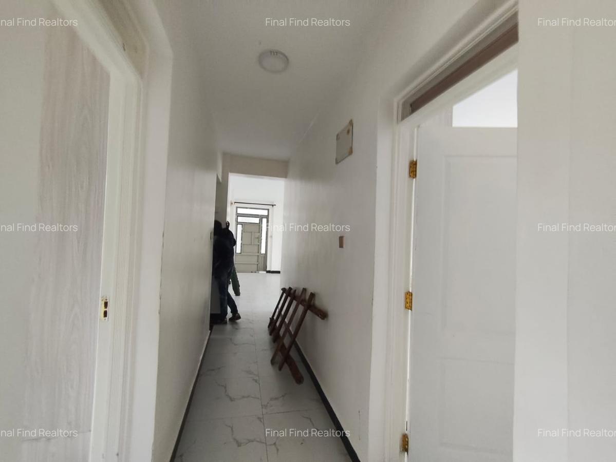 3 Bed Apartment with En Suite in Kitisuru - 4