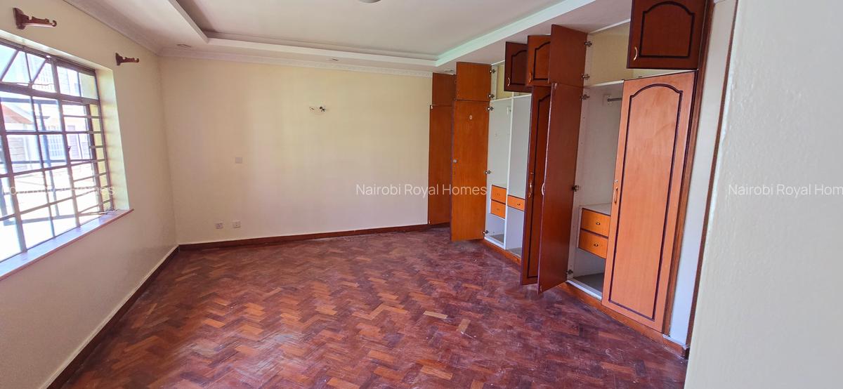 4 Bed Townhouse with En Suite at Off Convent Drive - 15