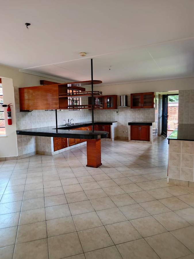 4 Bed House with En Suite at Runda - 10